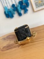 CC MINI 10 VANITY IN BLACK CALFSKIN GOLD HARDWARE - Image 5