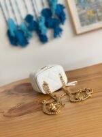 CC MINI 10 VANITY IN WHITE CALFSKIN GOLD HARDWARE - Image 17