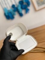 CC MINI 10 VANITY IN WHITE CALFSKIN GOLD HARDWARE - Image 9