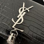 KATE TASSEL 20 BLACK CROCODILE PATTERN CALFSKIN WITH SILVER LOGO - Image 4