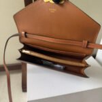 CELINE 25S WALLET MARGO 22MM IN BLACK TRIOMPHE CANVAS AND BROWN CALFSKIN - Image 4