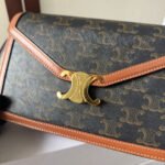 CELINE 25S WALLET MARGO 22MM IN BLACK TRIOMPHE CANVAS AND BROWN CALFSKIN - Image 3
