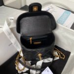CC SMALL 15 VANITY CASE IN BLACK CALFSKIN GOLD HARDWARE - Image 14
