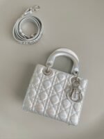 MEDIUM LADY 20 HANDBAG IN SILVER LAMBSKIN - Image 11