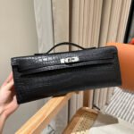 KELLY CUT 31 IN BLACK SHINY ALLIGATOR LEATHER WITH SILVER HARDWARE - Image 12