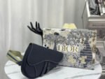 SADDLE 28 BAG IN BLACK LAMBSKIN - Image 2