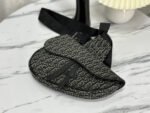 SADDLE 28 BAG IN BLACK OBLIQUE JACQUARD - Image 2