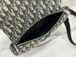 SADDLE 28 BAG IN BEIGE AND BLACK OBLIQUE JACQUARD - Image 15