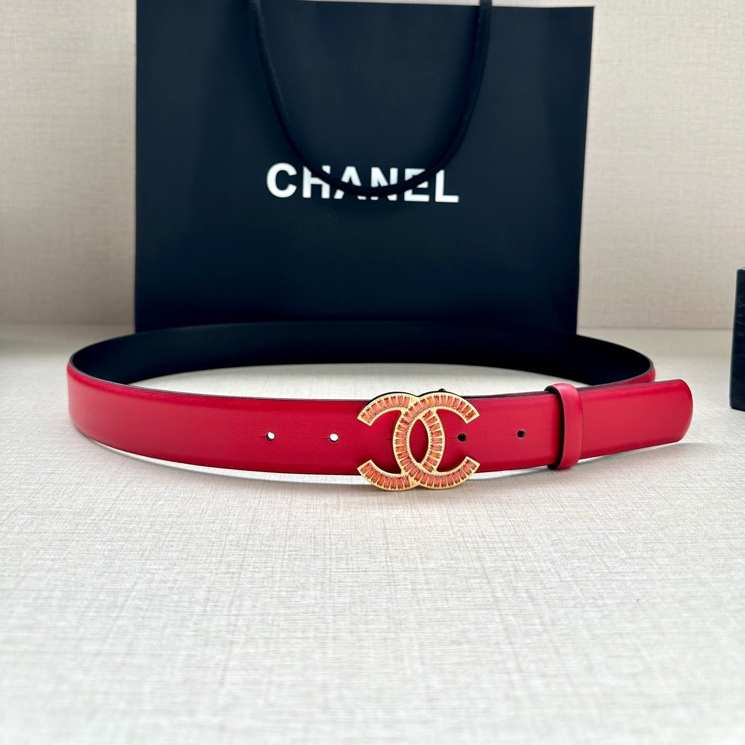 20230605_i1685979202_9593_4_jpg CHANEL 25S BELT 30 MM IN RED CALFSKIN 616970 - Image 1