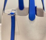 HERMES 25S PICOTIN LOCK 18 IN PEARL GRAY AND ELECTRIC BLUE CALFSKIN SILVER HARDWARE - Image 9