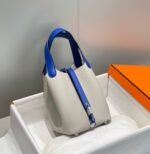 HERMES 25S PICOTIN LOCK 18 IN PEARL GRAY AND ELECTRIC BLUE CALFSKIN SILVER HARDWARE - Image 2