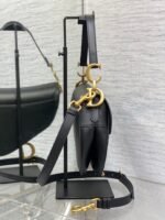 SADDLE BAG 24 IN BLACK CALFSKIN GOLD HARDWARE - Image 5