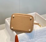 picotin lock 18 beige togo ghw - Image 18