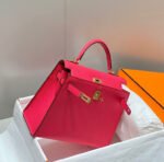 KELLY 25CM IN ROSE TYRIEN SWIFT CALFSKIN GOLD HARDWARE - Image 13