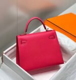 KELLY 25CM IN ROSE TYRIEN SWIFT CALFSKIN GOLD HARDWARE - Image 2