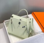 KELLY 25CM IN VERT FIZZ SWIFT CALFSKIN SILVER HARDWARE - Image 13