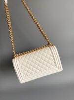 CC MEDIUM 25 BOY BAG IN WHITE LAMBSKIN GOLD HARDWARE - Image 3