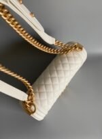 CC MEDIUM 25 BOY BAG IN WHITE LAMBSKIN GOLD HARDWARE - Image 8