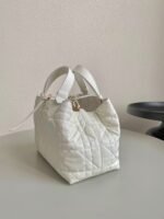 TOUJOURS 28 BAG IN MILK WHITE LAMBSKIN - Image 3