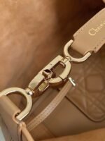 TOUJOURS 28 BAG IN CAMEL BEIGE LAMBSKIN - Image 8
