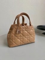 TOUJOURS 28 BAG IN CAMEL BEIGE LAMBSKIN - Image 11