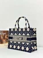 MEDIUM BOOK TOTE 37 BEIGE AND BLUE MACROCANNAGE EMBROIDERY - Image 2