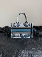 MINI BOOK TOTE 21 BUTTERFLY PATTERN BLUE CALFSKIN - Image 3