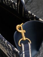 MEDIUM BOOK TOTE 36 BLUE OBLIQUE EMBROIDERY - Image 6