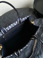 MEDIUM BOOK TOTE 36 BLUE OBLIQUE EMBROIDERY - Image 8