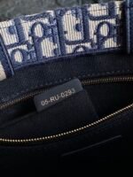 MINI BOOK TOTE 26 BLUE OBLIQUE EMBROIDERY - Image 15