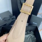 LE 5 À 7 SMALL SUPPLE 23 IN BEIGE LAMBSKIN GOLD BUCKLE - Image 15