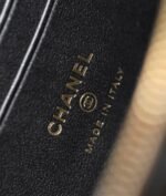 CHANEL 25S VANITY BAG 17 CM IN BLACK LAMBSKIN WITH PEARL STRAP - Image 8