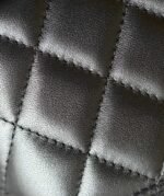 CHANEL 25S VANITY BAG 17 CM IN BLACK LAMBSKIN WITH PEARL STRAP - Image 7
