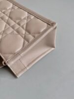 MINI BOOK TOTE 21 BEIGE CREAM MACCROCANNAGE CALFSKIN - Image 18
