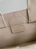 MINI BOOK TOTE 21 BEIGE CREAM MACCROCANNAGE CALFSKIN - Image 6