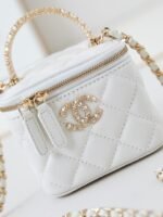 CHANEL 25S MINI VANITY BAG 11 CM IN WHITE LAMBSKIN WITH CRYSTAL-EMBELLISHED CC LOGO - Image 8