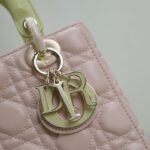 MEDIUM LADY BAG 20 IN BABY PINK QUILTED MACROCANNAGE CALFSKIN SWAMP YELLOW STRAP - Image 3