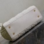 LADY BAG 20 IN WHITE QUILTED MACROCANNAGE CALFSKIN BLACK STRAP - Image 18