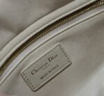 MEDIUM LADY BAG 24 IN POWDER BEIGE QUILTED MACROCANNAGE CALFSKIN METAL CHARM - Image 9