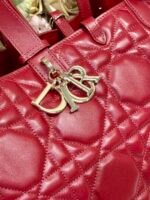 MEDIUM 37 TOUJOURS BAG IN RUBY RED MACROCANNAGE LAMBSKIN - Image 15