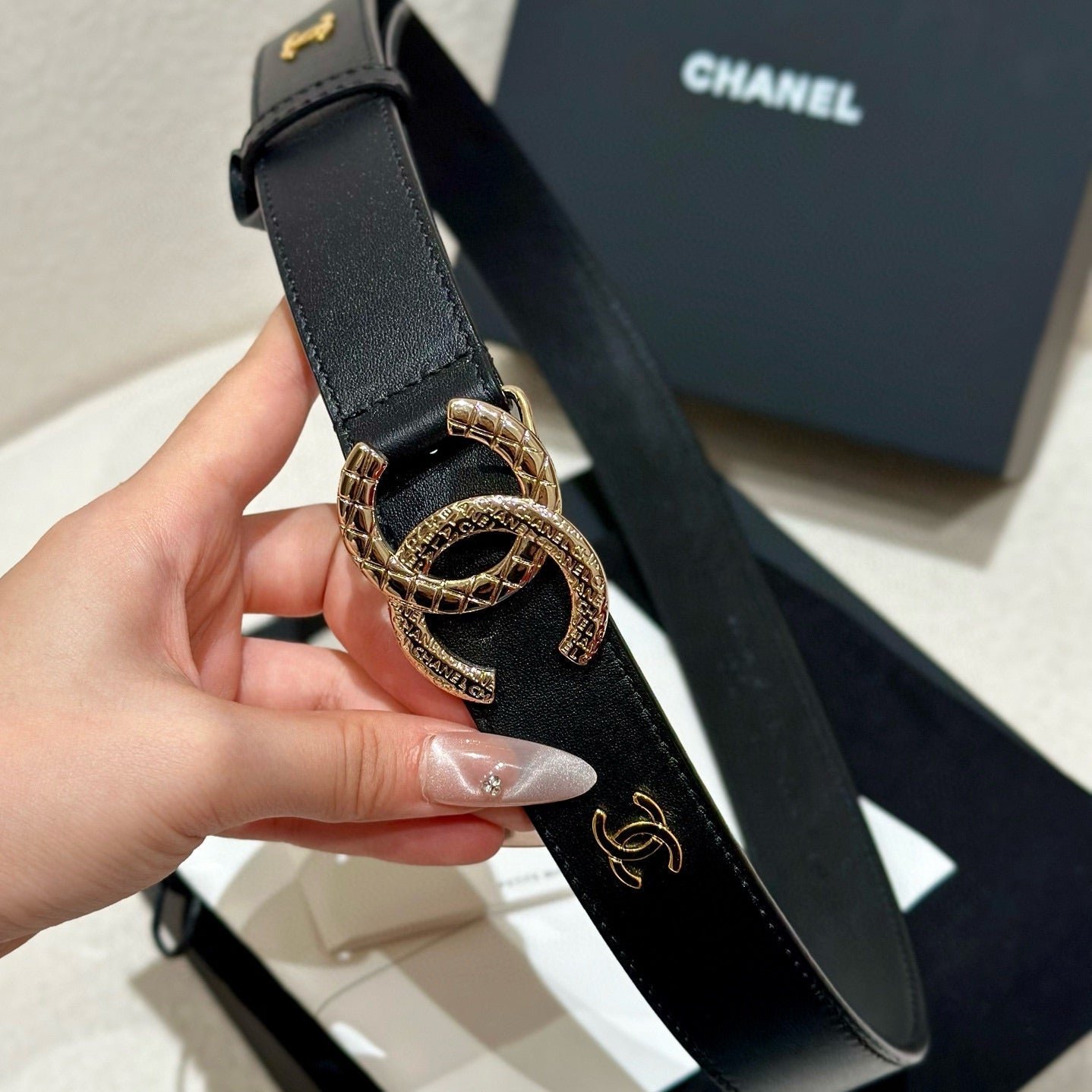 20241026_i1729925809_5297_0_jpg DOUBLE C BELT 30MM IN BLACK CALFSKIN GOLD BUCKLE WITH EMBOSSED CHECK PATTERN - Image 1