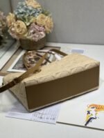 LARGE 41 TOUJOURS BAG IN BISQUE BEIGE CANNAGE RAFFIA - Image 9