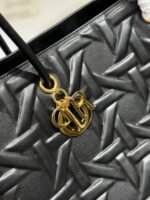 LARGE 41 TOUJOURS BAG IN BLACK MACROCANNAGE LAMBSKIN - Image 4