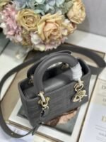 LADY SMALL BAG 20 IN GREY MACROCANNAGE LAMBSKIN GOLD HARDWARE - Image 5