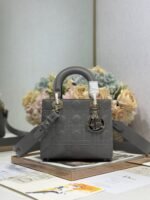 LADY SMALL BAG 20 IN GREY MACROCANNAGE LAMBSKIN GOLD HARDWARE - Image 3