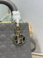 LADY SMALL BAG 24 IN GREY MACROCANNAGE LAMBSKIN GOLD HARDWARE - Image 9