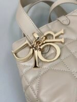 MINI TOUJOURS BUCKET BAG 18 IN BEIGE CANNAGE CALFSKIN - Image 17
