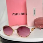 LOGO SUNGLASSES SMU52Y IN METAL - Image 10
