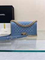 BOY BAG MEDIUM 25 CLOUD BLUE CAVIAR GOLD HARDWARE - Image 10