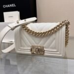 BOY BAG SMALL 20 WHITE CHEVRON CAVIAR GOLD HARDWARE - Image 9